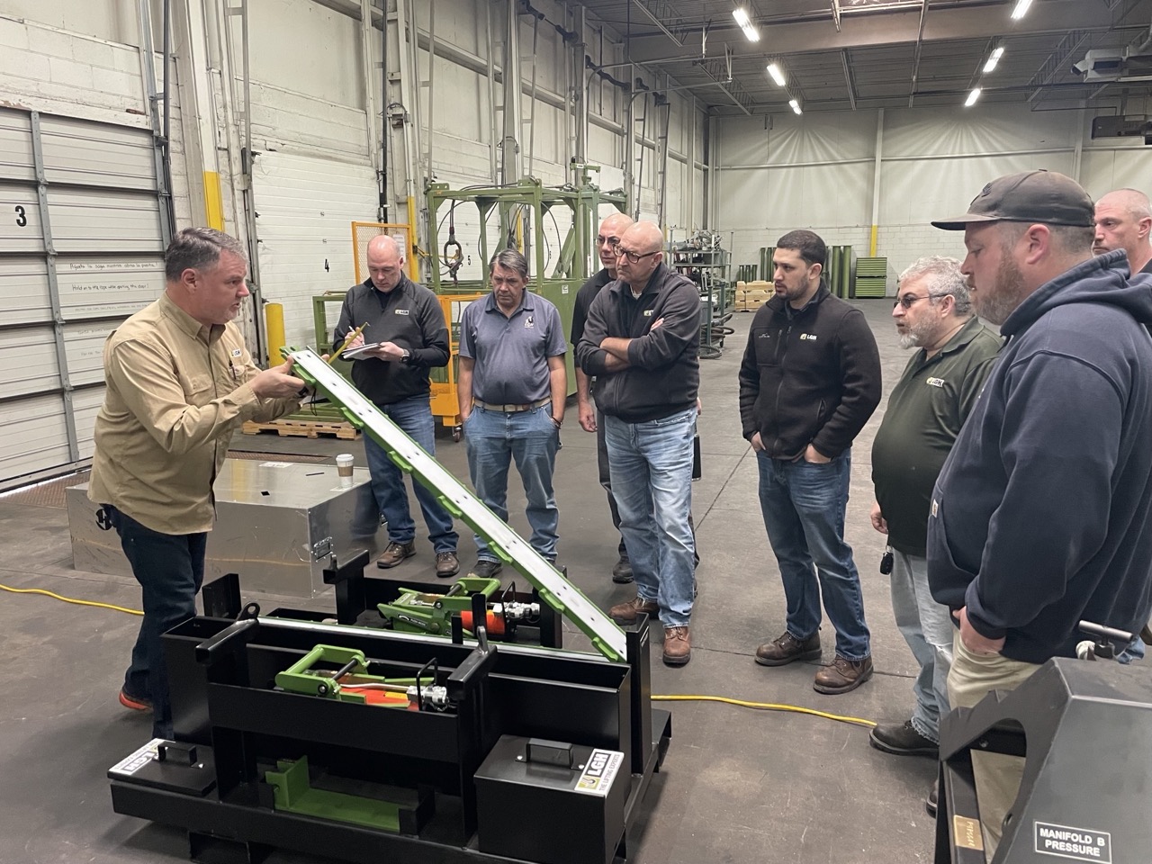 LGH internal training for the Hydra-SLide skidding system.