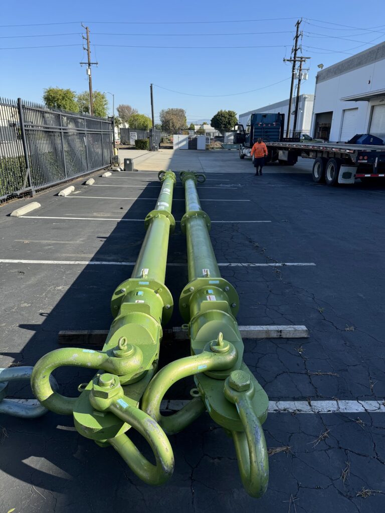 Modular lifting spreader beams from LGH on the ground in a parking lot