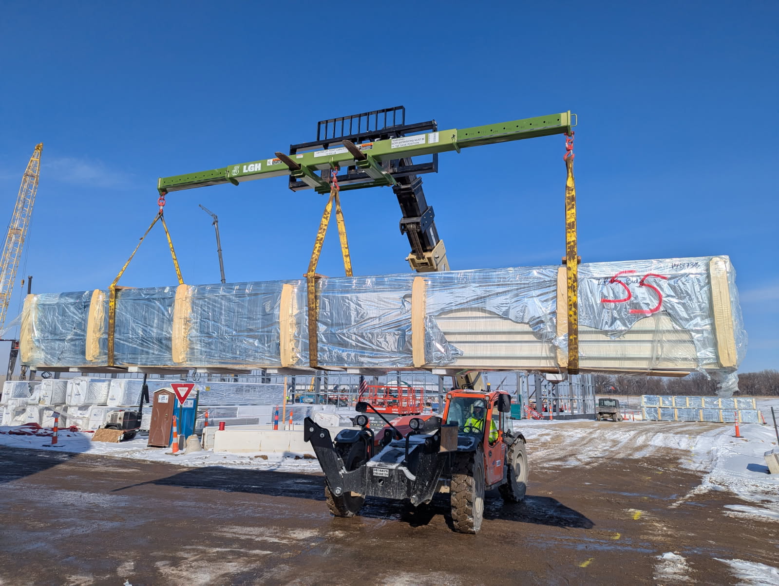 An LGH telescopic forklift beam on a data center project in Minnesota.