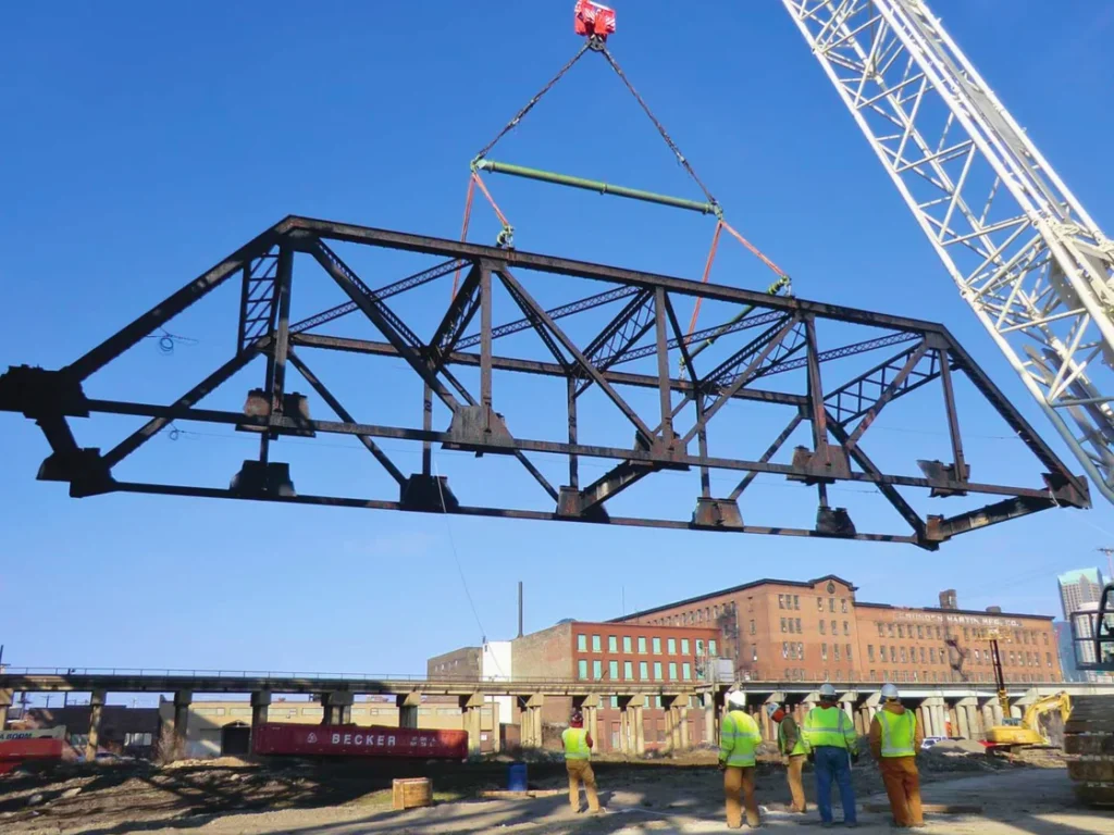 St Louis Bridge Co. truss lift modular spreader beam crane repair project