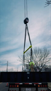 Wilkerson Crane employs modulift spreader beam and slings to assist with generator and fuel tank link in Kansas City