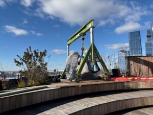 Sculpture installation with gantry crane